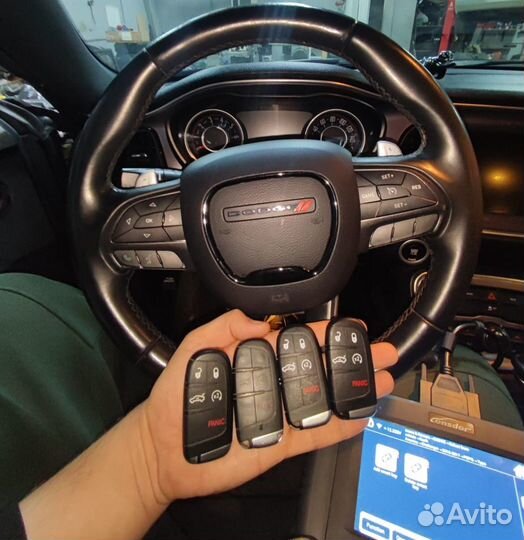 Смарт ключ Dodge с привязкой к автомобилю