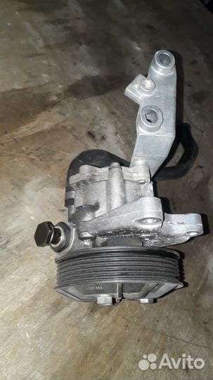 Насос гур BMW E81,E87,E88,E90,E91,E92