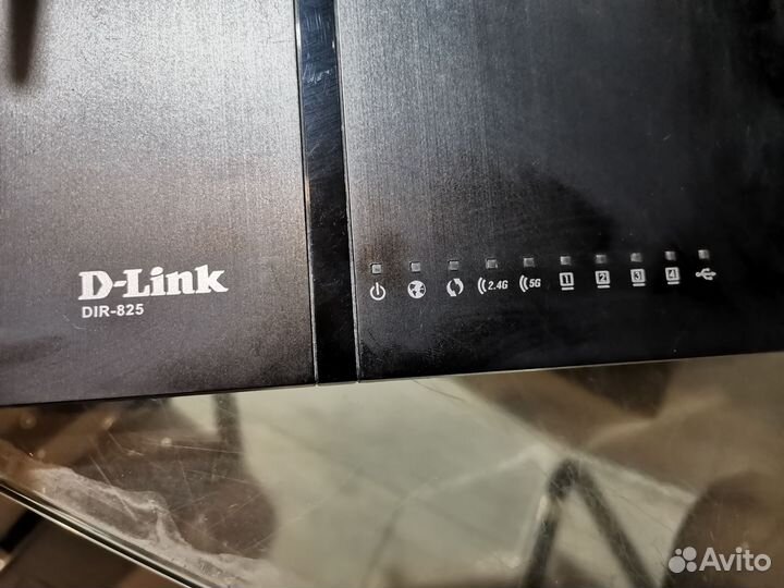 Роутер D-Link DIR 825