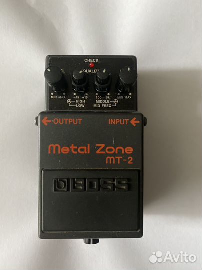 Гитарная педаль boss metal zone MT-2