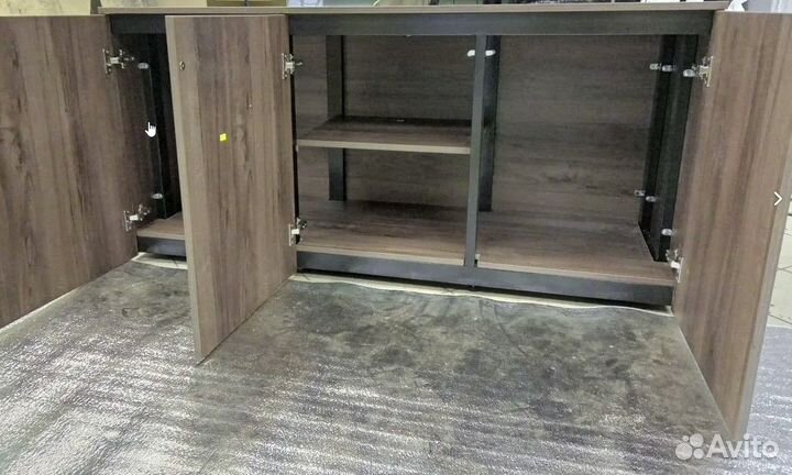 Тумба под аквариум на металлокаркасе