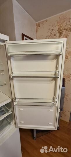 Запчасти для Холодильник liebherr