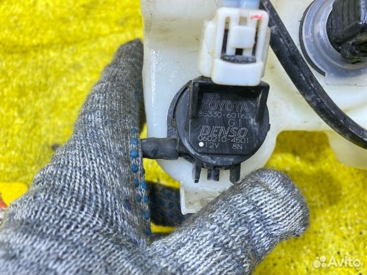 Бачок стеклоомывателя передний Lexus