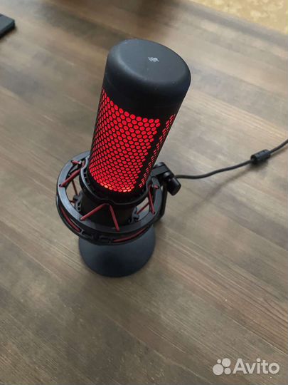 Микрофон hyperx quadcast
