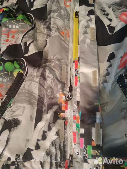 Куртка женская для сноуборда и лыж Volcom. 46 р