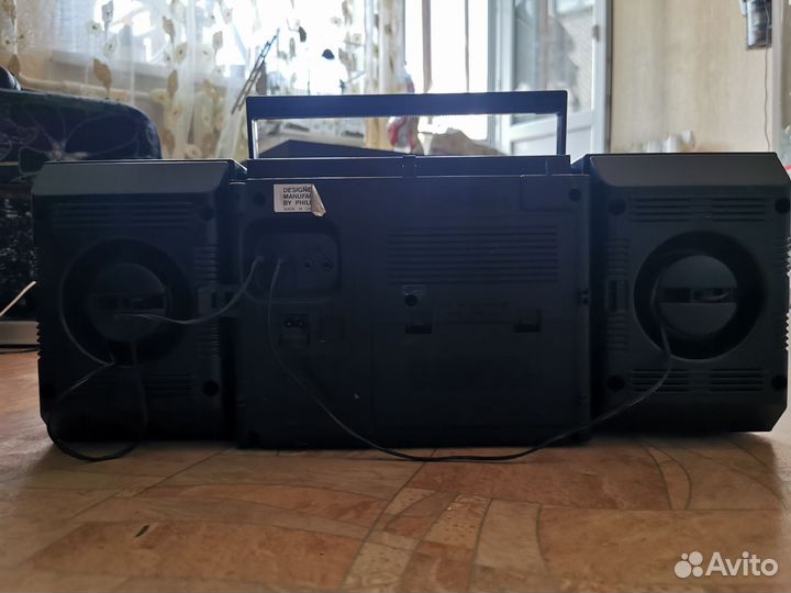 Кассетный магнитофон philips