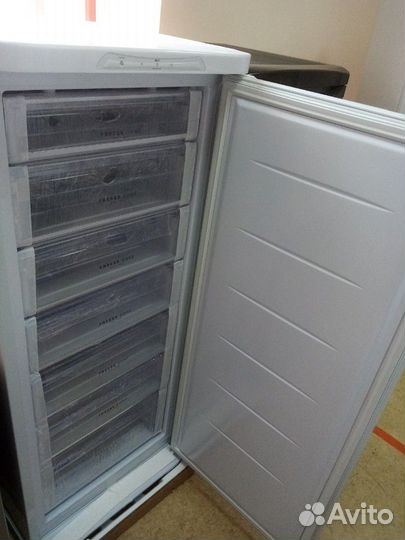 Морозильная камера Бирюса 646новая