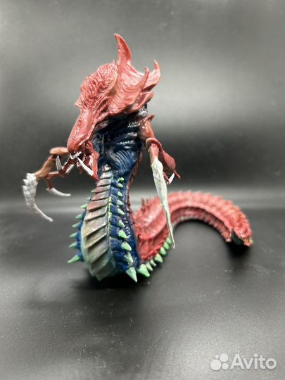 Фигурка Zerg Hydralisk