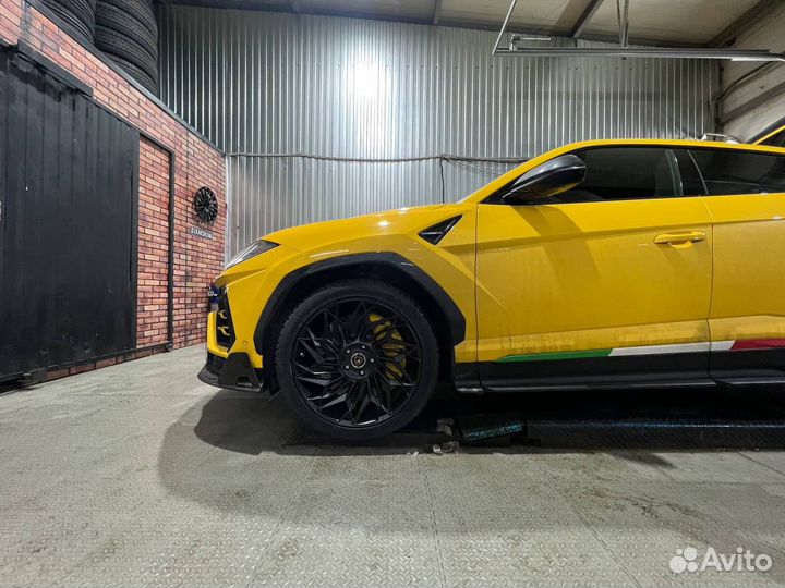 Диски на Ламбу Lamborghini Urus В Наличии R22