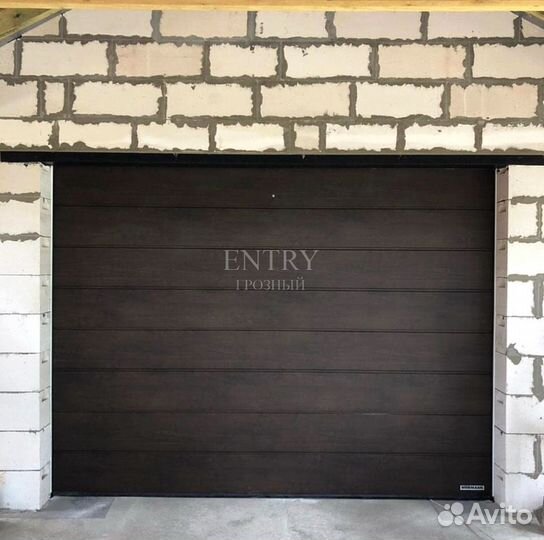 Ворота гаражные секционные