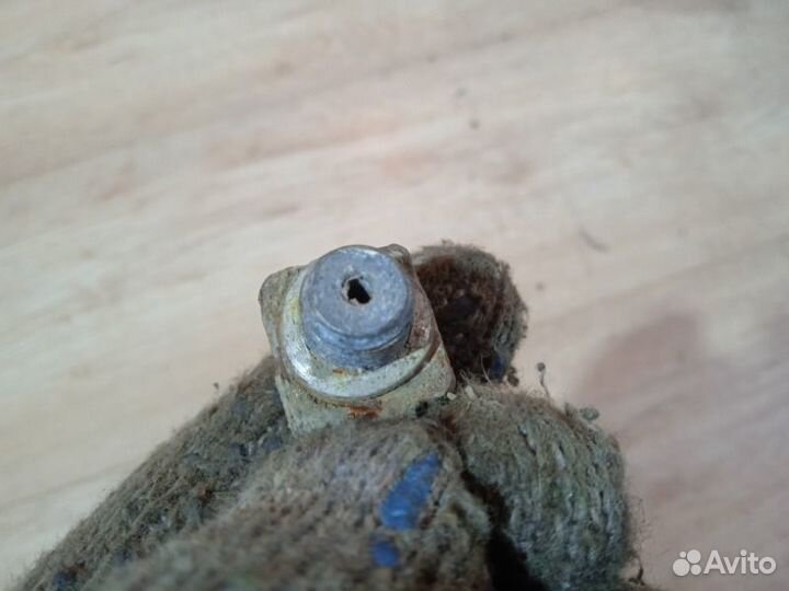 Шланг тормозной передний левый Opel Vectra C sedan