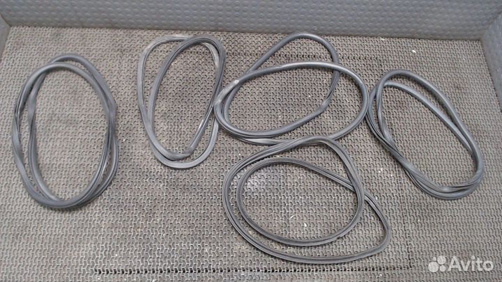 Уплотнитель Ford Fusion USA, 2012