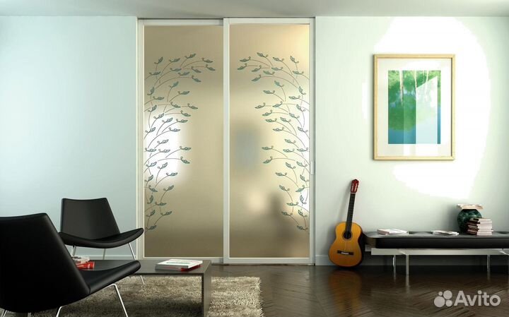 Дверь стеклянная межкомнатная