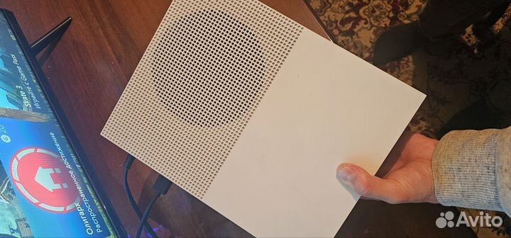 Xbox one s 1tb без дисковода