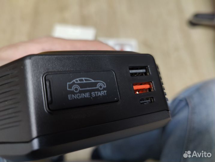 Пускач, бустер, пусковое устройство Baseus 2000A