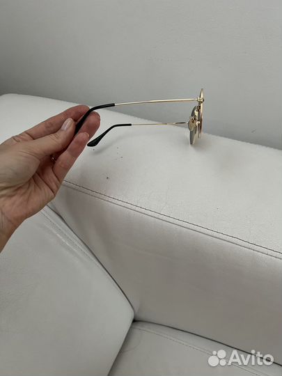 Очки солнцезащитные