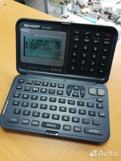 Электронная записная книжка Sharp