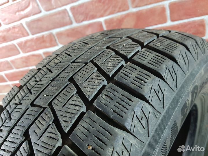 Yokohama Ice Guard IG60 215/60 R16 60T