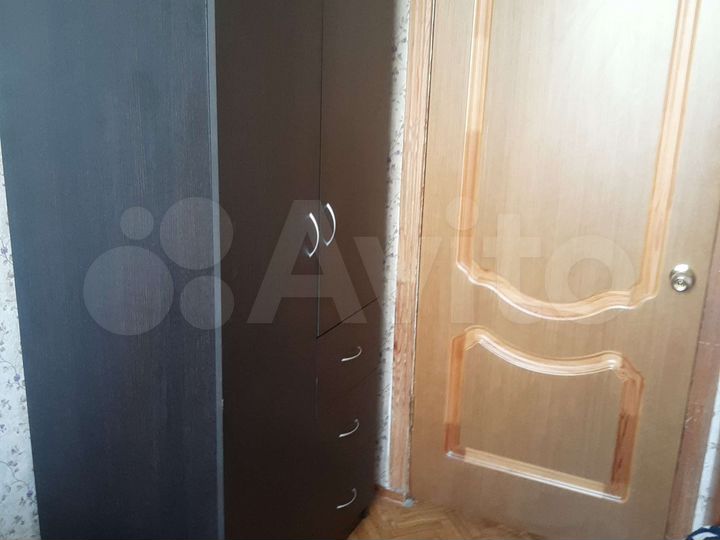 Комната 8 м² в 3-к., 2/5 эт.