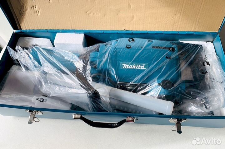 Отбойный молоток Makita