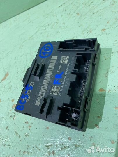 Блок управления дверьми передний правый Volkswagen