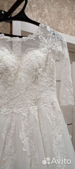 Свадебное платье
