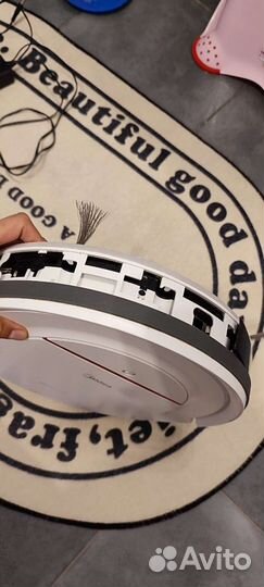 Робот пылесос моющий midea