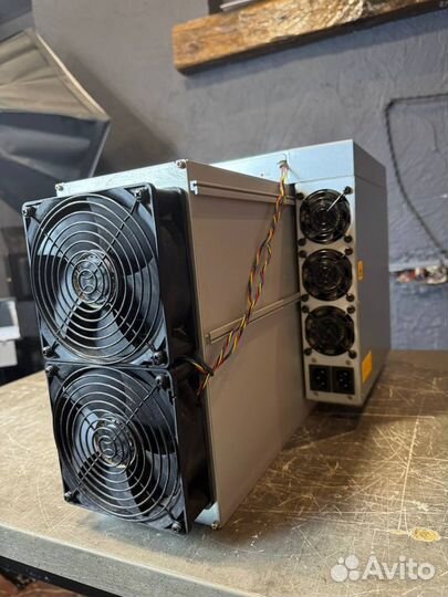 E9 Pro 3680mh бу 6 месяцев Bitmain Antminer