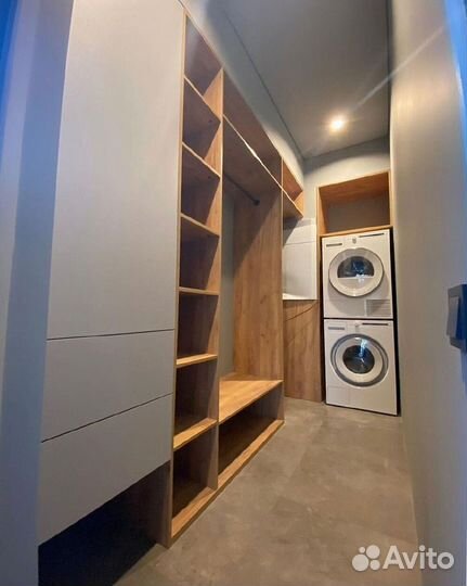 Угловая Гардеробная