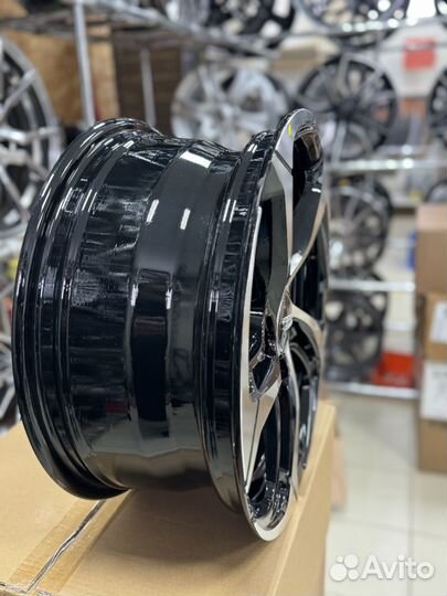 Диски 16/5/112 на Volkswagen Jetta Skoda Yeti R16