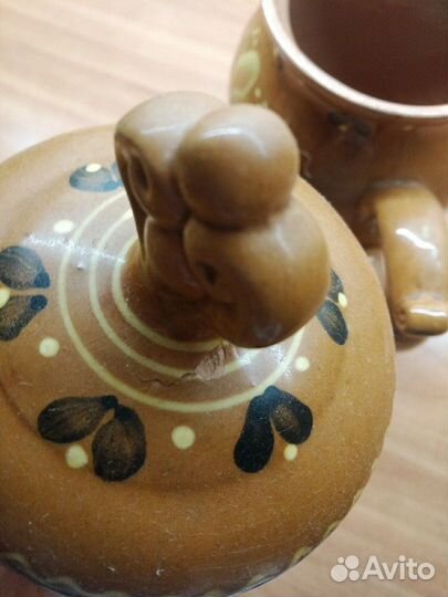 Кувшин с крышкой