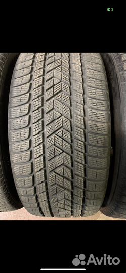 Pirelli Scorpion Winter 285/40 R22 и 325/35 R22 W
