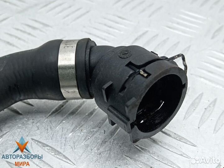 Патрубок радиатора BMW 7 E65/E66/E67 рест. 2007