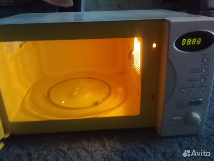Микроволновая печьсамсунг