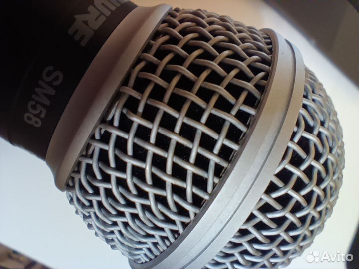 Микрофон Shure SM58