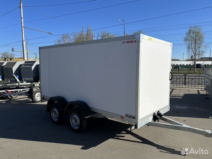 Промтоварный двухосный фургон с аппарелью 7,9 m3
