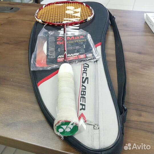 Перетяжка бадминтонных ракеток