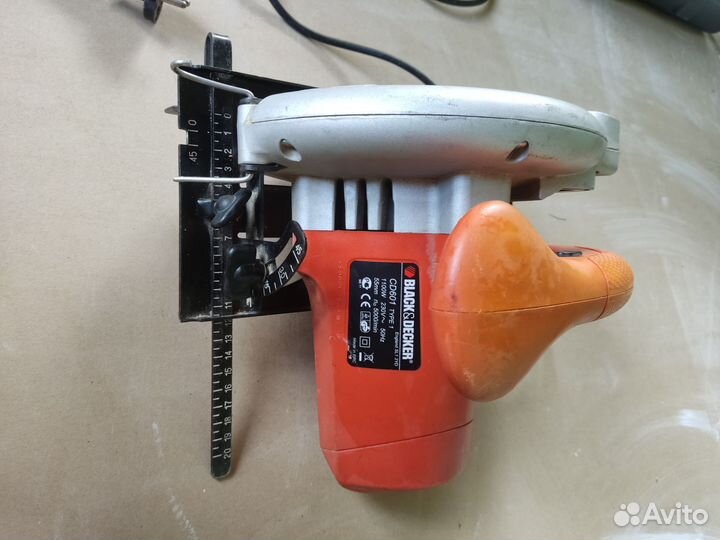 Пила дисковая Black&Decker CD 601