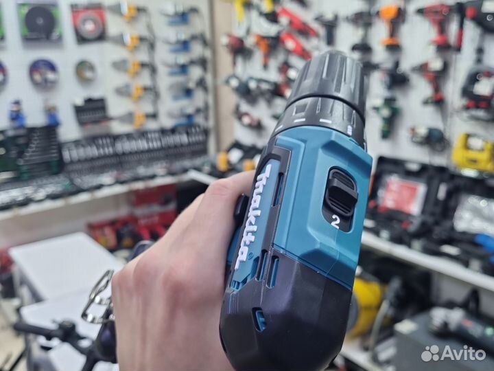 Шуруповерт makita 12v DF333D(Новый/Оригинал) Тмн01