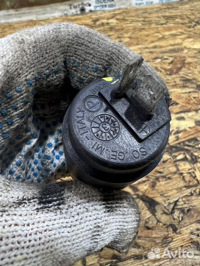 Насос омывателя Мазерати Кватропорте 5 V