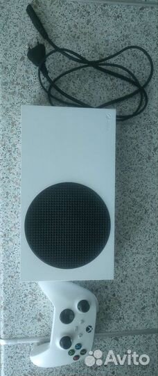 Продаю Xbox series s