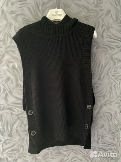 Жилет с капюшоном Purotatto