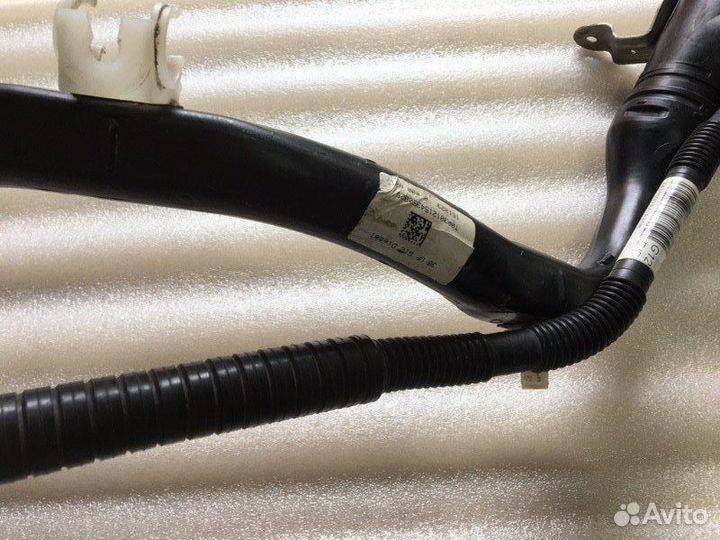 Труба наливной горловины пластмассовая Bmw 7 G11