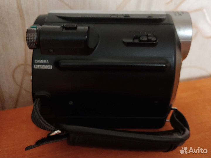 Видеокамера sony DCR HC52E