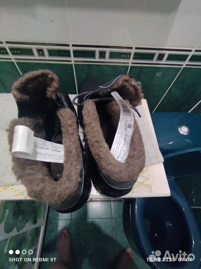 Ботинки зимние теплые 45