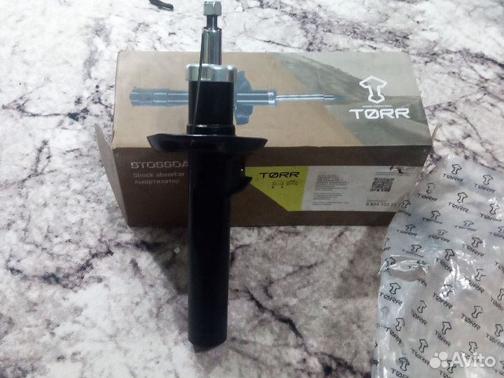 Передние амортизаторы