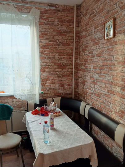 Комната 20 м² в 3-к., 17/17 эт.