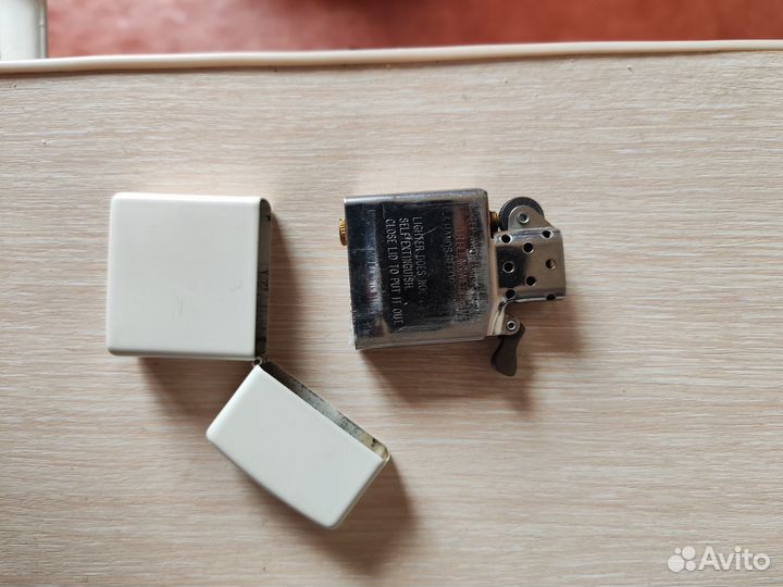 Зажигалка бензиновая zippo