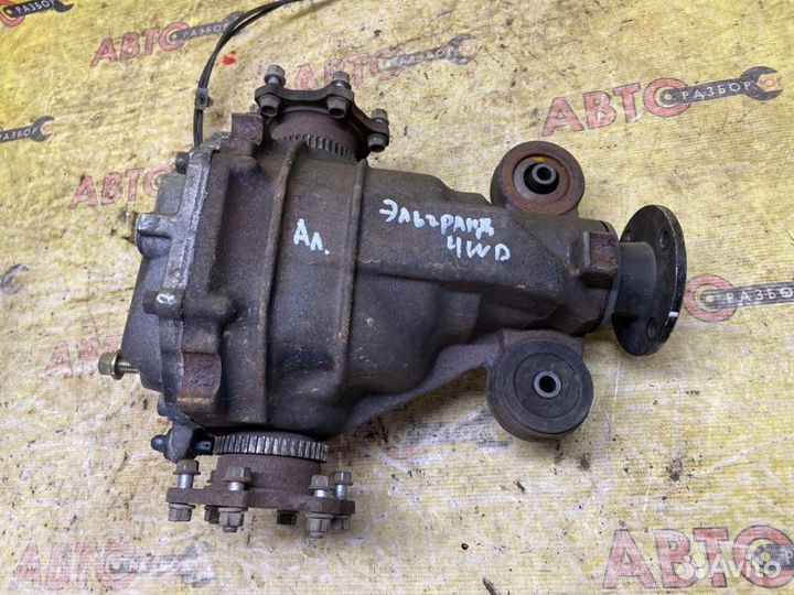 Редуктор Nissan Elgrand E51 VQ35 2010