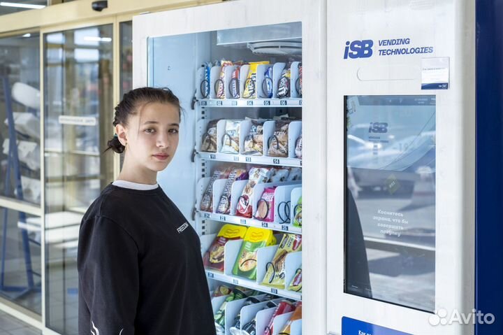 Снековый автомат и кофе корнер